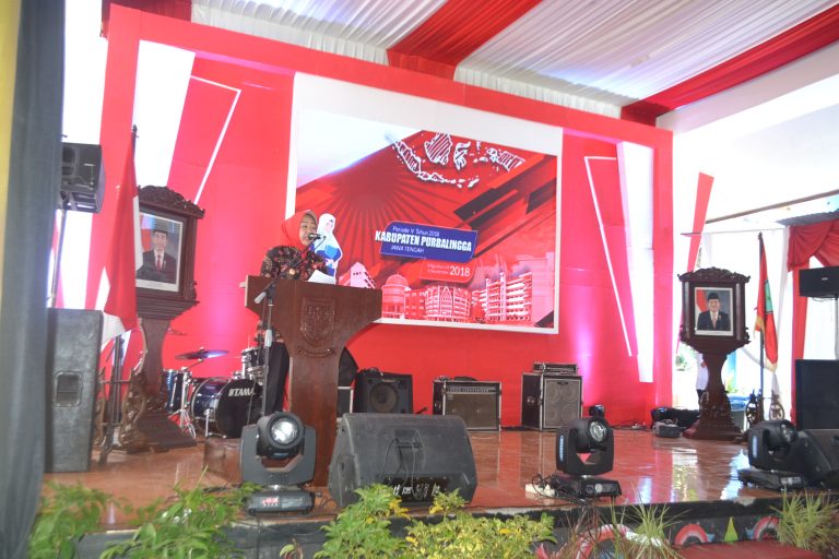 PENARIKAN DAN EXPO MAHASISWA KKN MUHAMMADIYAH UNTUK NEGERI PERIODE V DI KABUPATEN PURBALINGGA